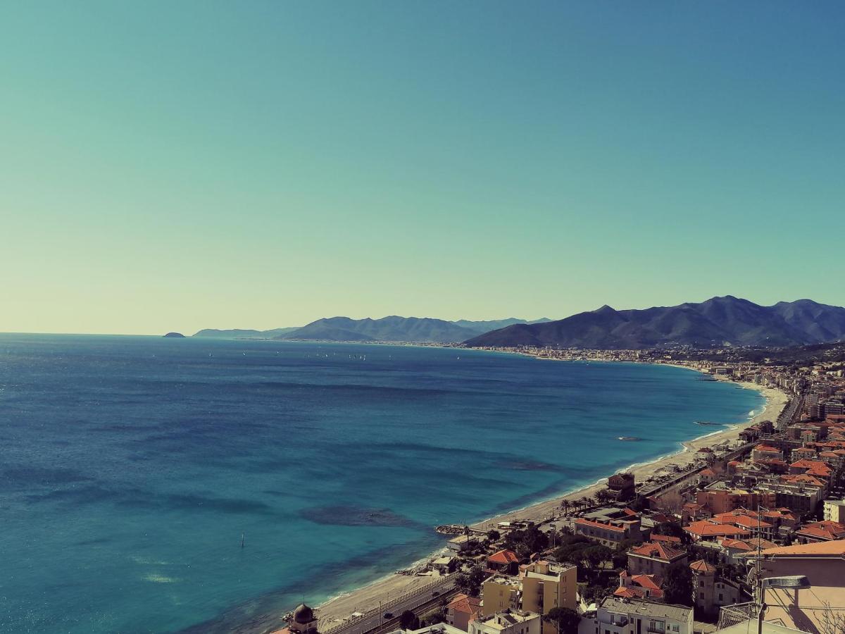 Villa Ischia Attico Sul Mare A Verezzi บอร์จิโอแวเรซซี ภายนอก รูปภาพ