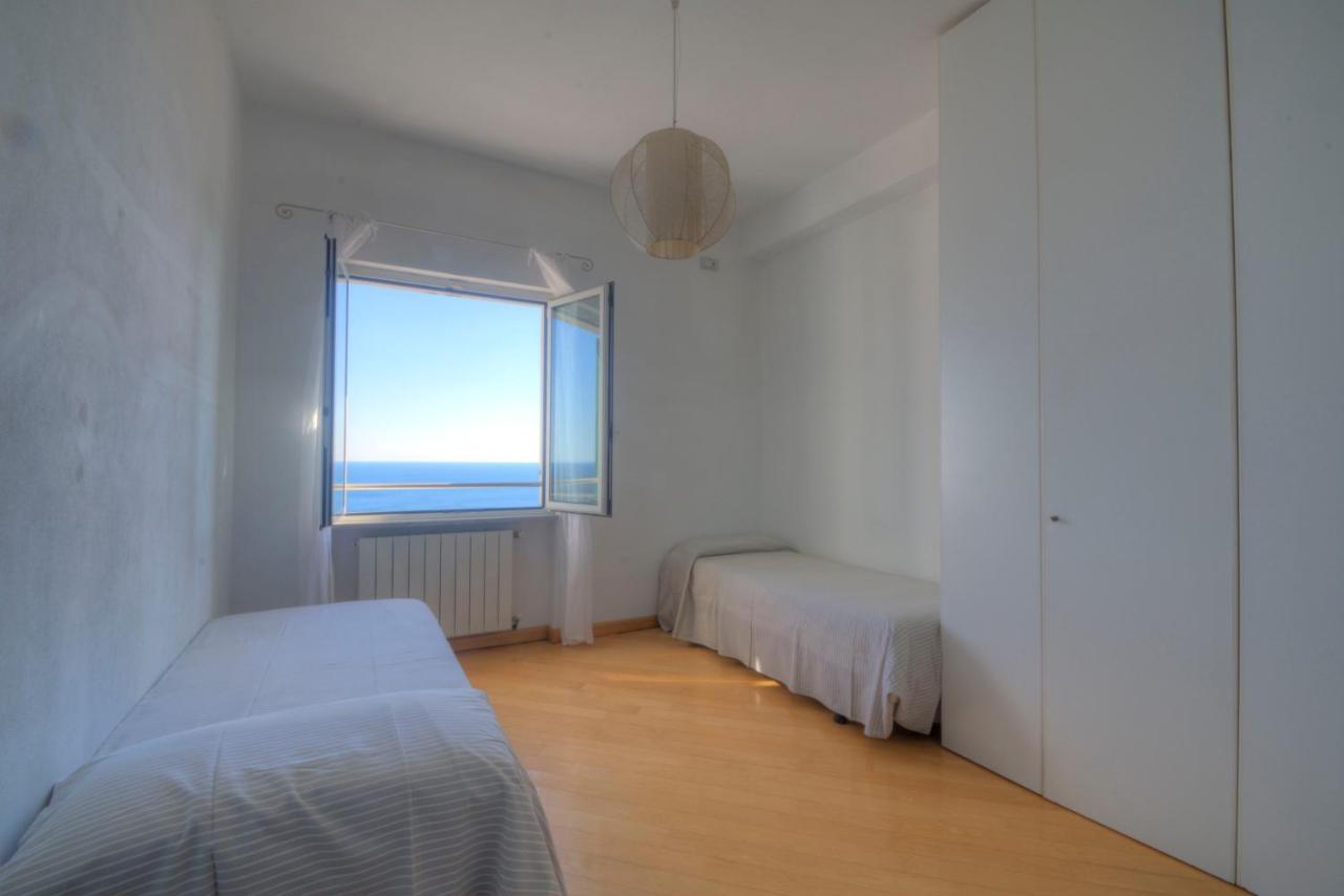 Villa Ischia Attico Sul Mare A Verezzi บอร์จิโอแวเรซซี ภายนอก รูปภาพ