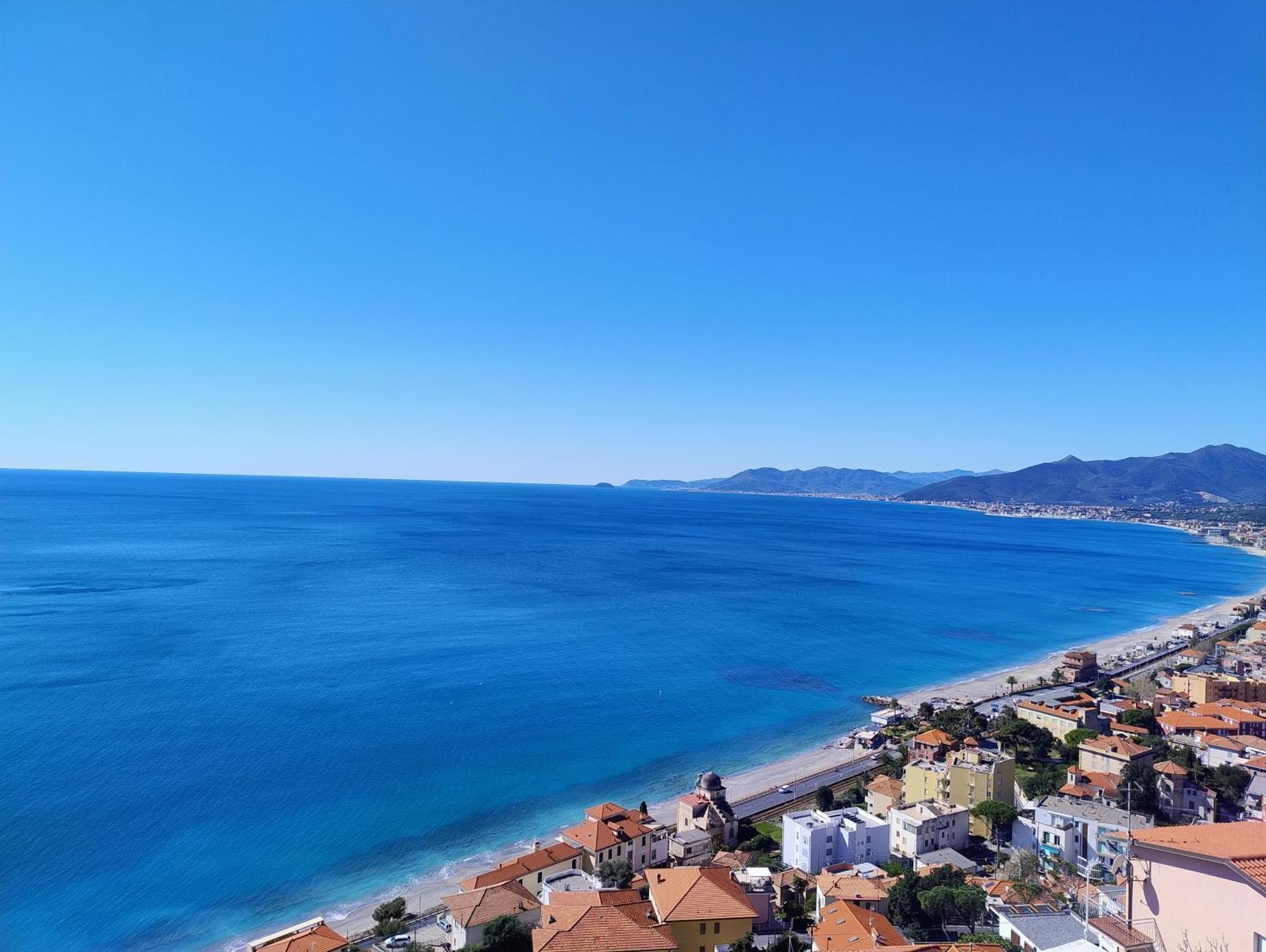 Villa Ischia Attico Sul Mare A Verezzi บอร์จิโอแวเรซซี ภายนอก รูปภาพ